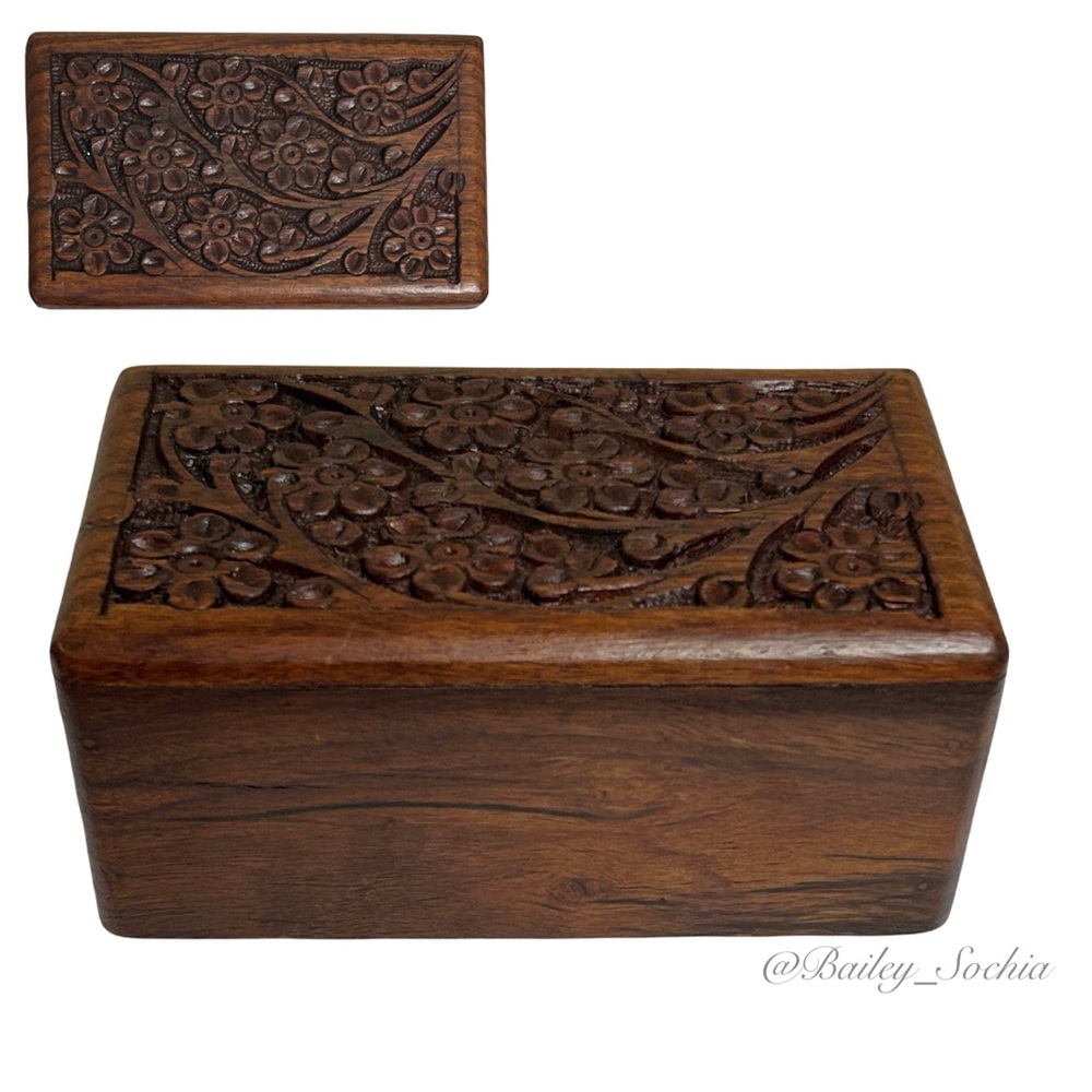 Urn Hidden Entry Box Keepsake